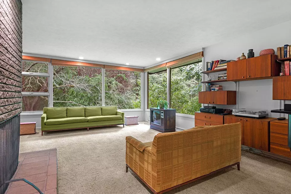 Grand Rapids Home is a Blast From the Past in the Best Possible Way